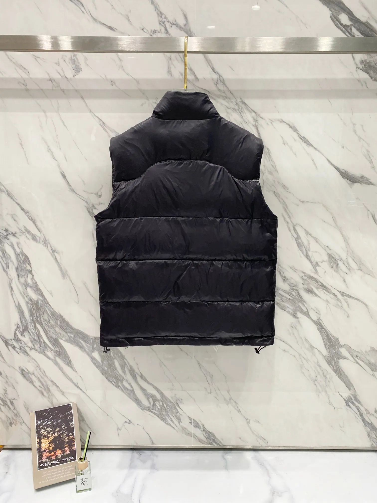 P520 Ralph Lauren/Ralph Lauren Men's Classic Pocket Zipper Waterproof Down Vest [Top Version] - - Accessories: Original tag washable label + electroplated YK zipper logo Customized Ralph Lauren zipper - Full set of accessories - The same style can be used by men and women Color: Black, Navy Blue, Black Glossy